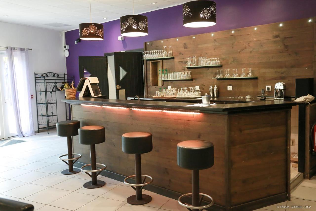 Hotel Restaurant Gite Les Lavandins Saint-Christol  Dış mekan fotoğraf